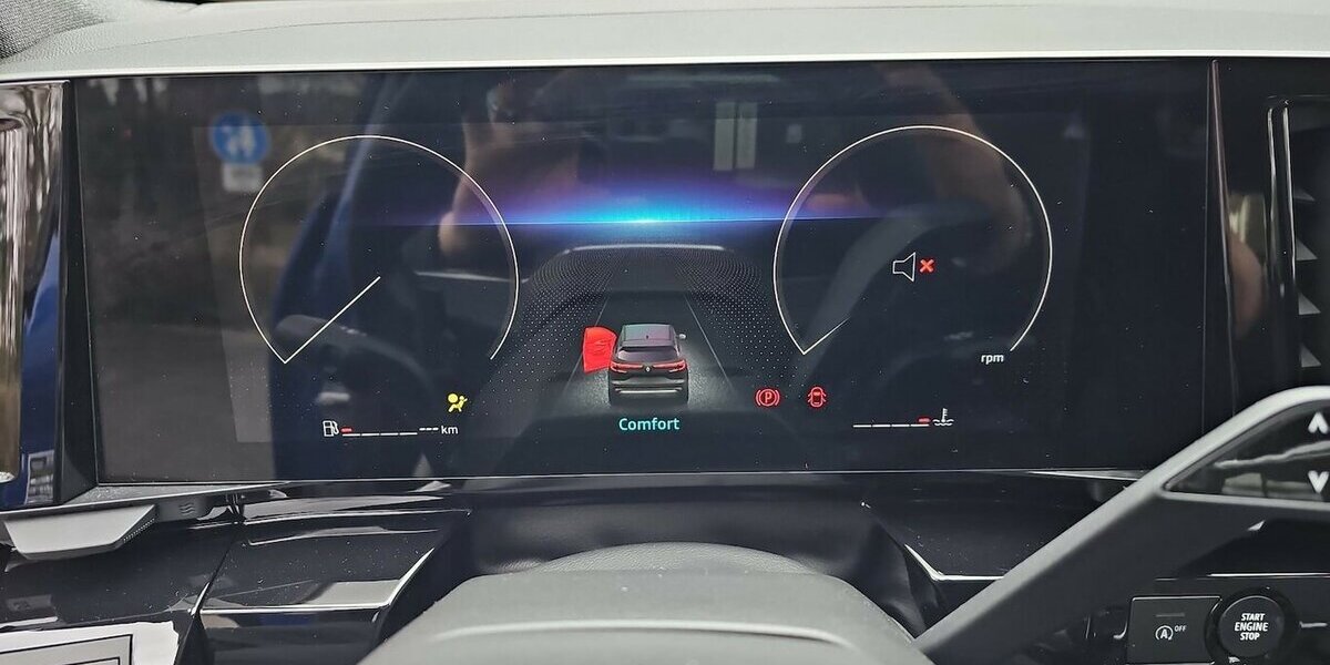 Renault Austral Equilibre 1.605 km 26.680 &euro; Schwalbach/Taunus 65824