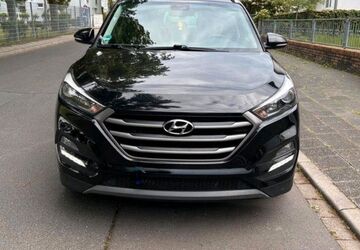 Hyundai TUCSON 178.555 km 10.800 &euro; Offenbach am Main 63069