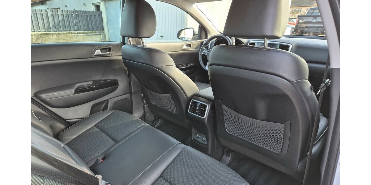 Kia Sportage Black Edition 4WD Automatik, AHK, Leder, 28.421 km 23.890 &euro; Rodgau 63110