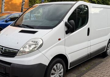 Opel Vivaro 150.000 km 2.900 &euro; Griesheim 65933