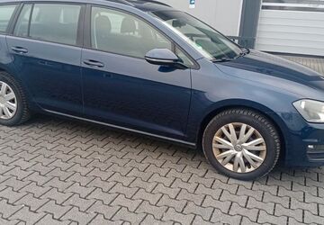 VW Golf 299.500 km 4.900 &euro; Hanau 63452