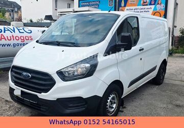 Ford Transit Custom 102.000 km 10.900 &euro; Rüsselsheim am Main 65428