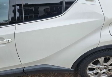 Toyota C-HR 180.000 km 12.999 &euro; Groß gerau 64521