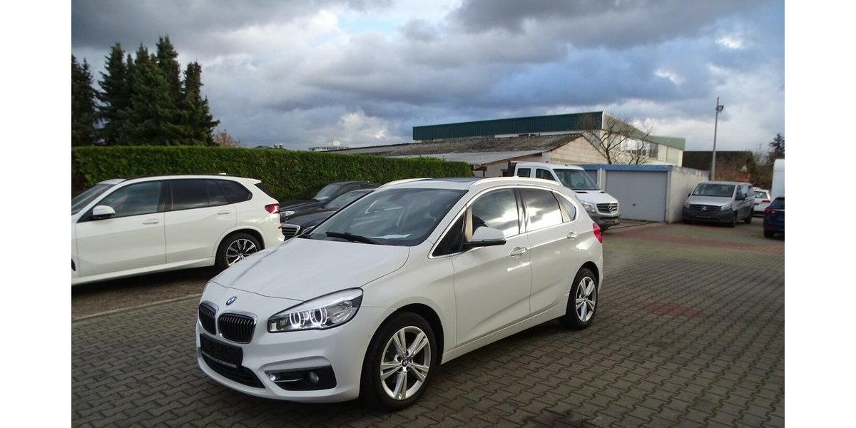 BMW 218 Active Tourer d Panoramadach, Leder, LED Schei 114.982 km 14.790 &euro; Rodgau 63110