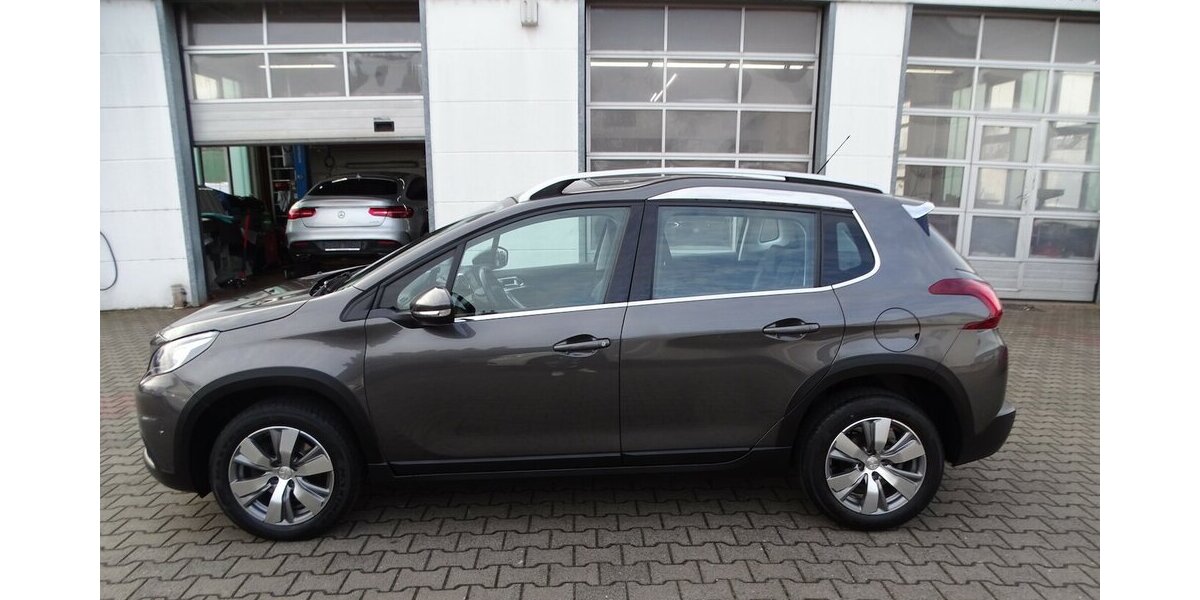 Peugeot 2008 1,2l Allure Einparkhilfe vorne + hinten, Klim 76.200 km 10.890 &euro; Rodgau 63110