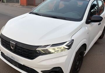 Dacia Sandero 100.000 km 5.990 &euro; Dietzenbach 63128