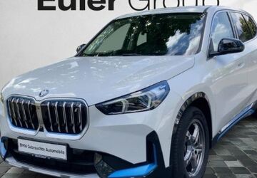 BMW iX1 16.409 km 39.999 &euro; Frankfurt 60314