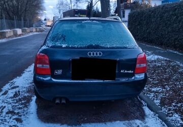 Audi A4 222.000 km 1.222 &euro; Hanau 63456