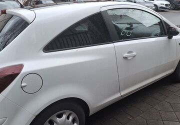 Opel Corsa 168.000 km 3.300 &euro; Frankfurt am Main 60389