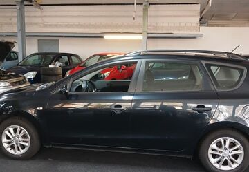 Hyundai i30 126.000 km 4.900 &euro; Rüsselsheim 65428