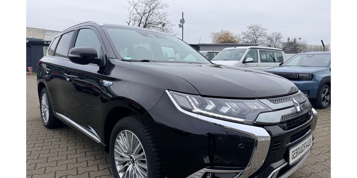 Mitsubishi Plug-in Hybrid Outlander 139.100 km 17.999 &euro; Frankfurt 60386