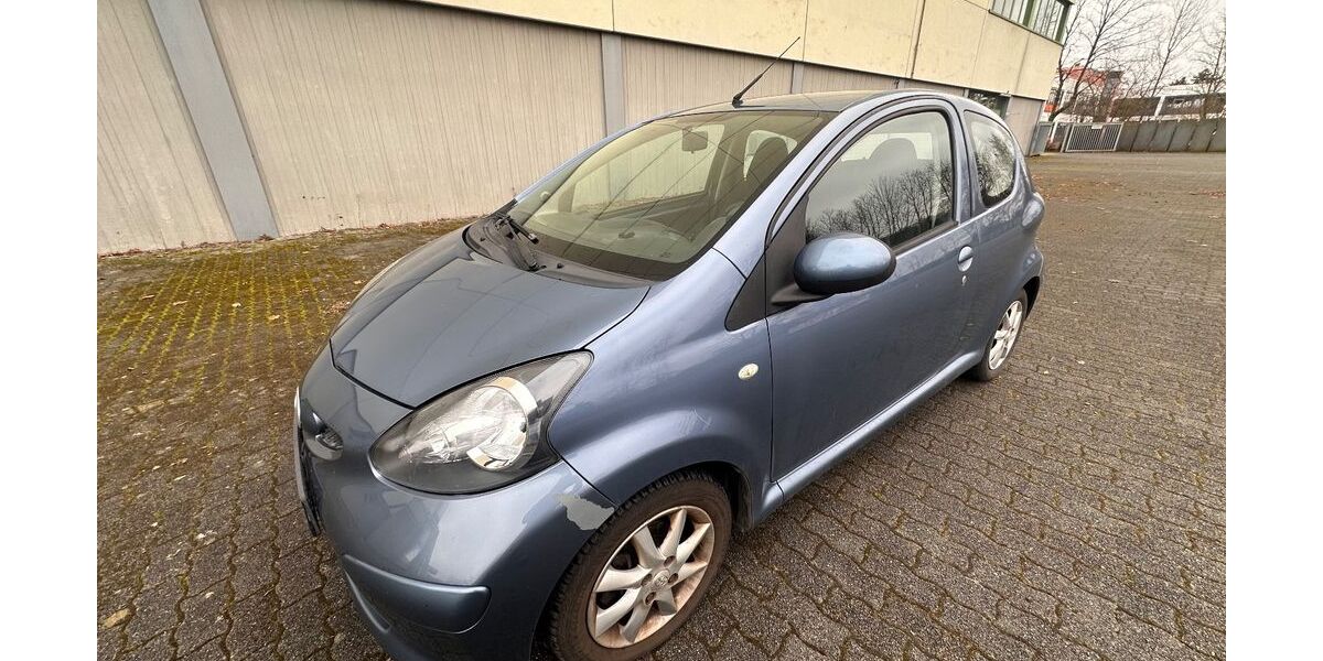 Toyota Aygo (X) 160.000 km 1.690 &euro; Hanau 63452