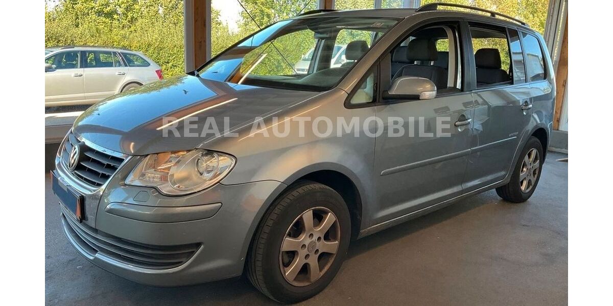 VW Touran 225.000 km 3.900 &euro; Frankfurt am Main 65933