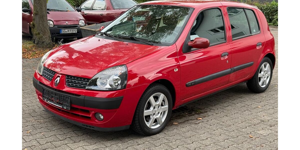 Renault Clio 62.000 km 3.999 &euro; Rüsselsheim 65428