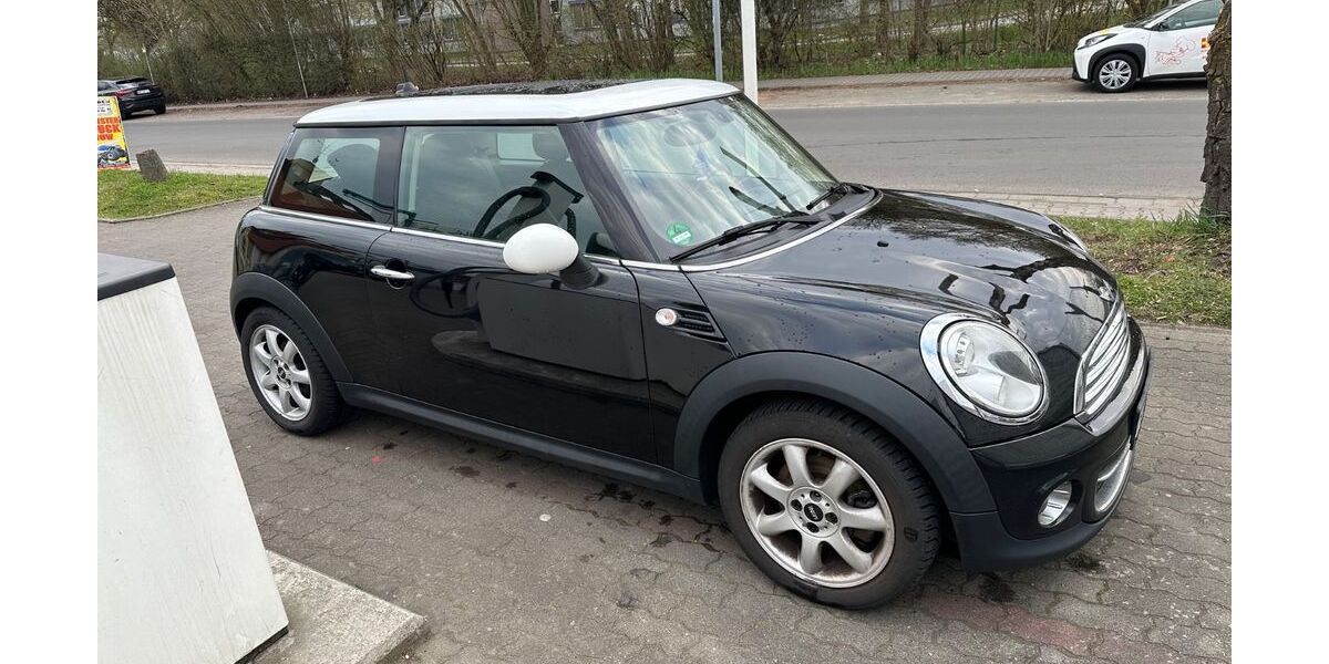 Mini Cooper D 243.000 km 5.650 &euro; Karben 61184
