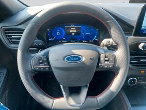 Ford Kuga 2.0 ST-Line Automatik*el.Heck*WinterPaket2* 29.100 km 25.380 &euro; Nidderau 61130