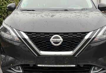 Nissan Qashqai 25.800 km 19.900 &euro; Kelkheim 65779