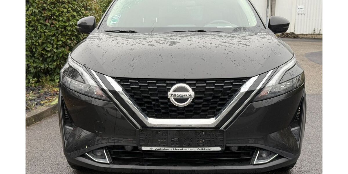 Nissan Qashqai 25.800 km 19.900 &euro; Kelkheim 65779