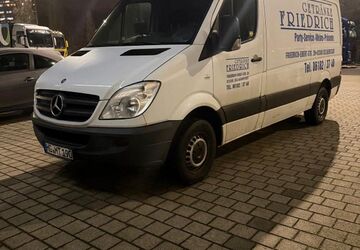 Mercedes-Benz Sprinter 241.000 km 8.500 &euro; Frankfurt am Main 65933