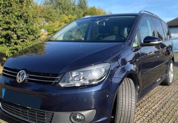 VW Touran 180.500 km 7.690 &euro; Bad Vilbel 61118