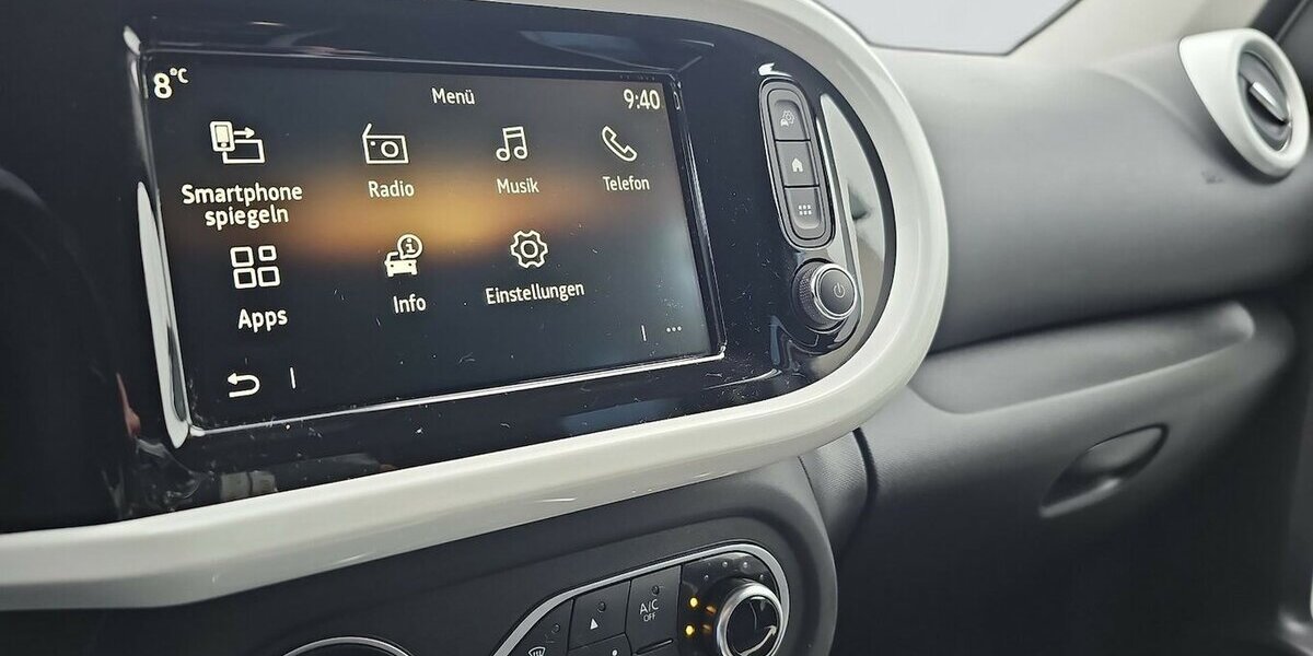 Renault Twingo Intens Electric Insp. Bremscheiben NEU 106.800 km 7.980 &euro; Schwalbach/Taunus 65824