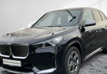 BMW iX1 31.565 km 35.377 &euro; Frankfurt 60314