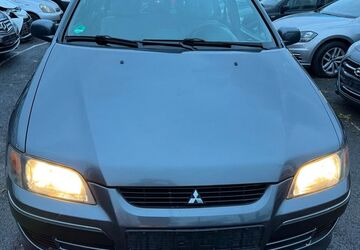 Mitsubishi Space Star 279.000 km 2.400 &euro; Frankfurt - Griesheim 65933