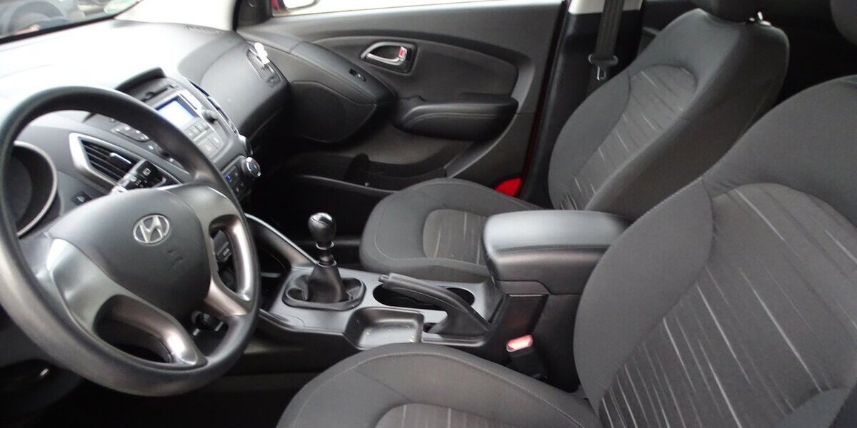 Hyundai ix35 FIFA World Cup Edition 2W,AHK 78.713 km 9.490 &euro; Rodgau 63110