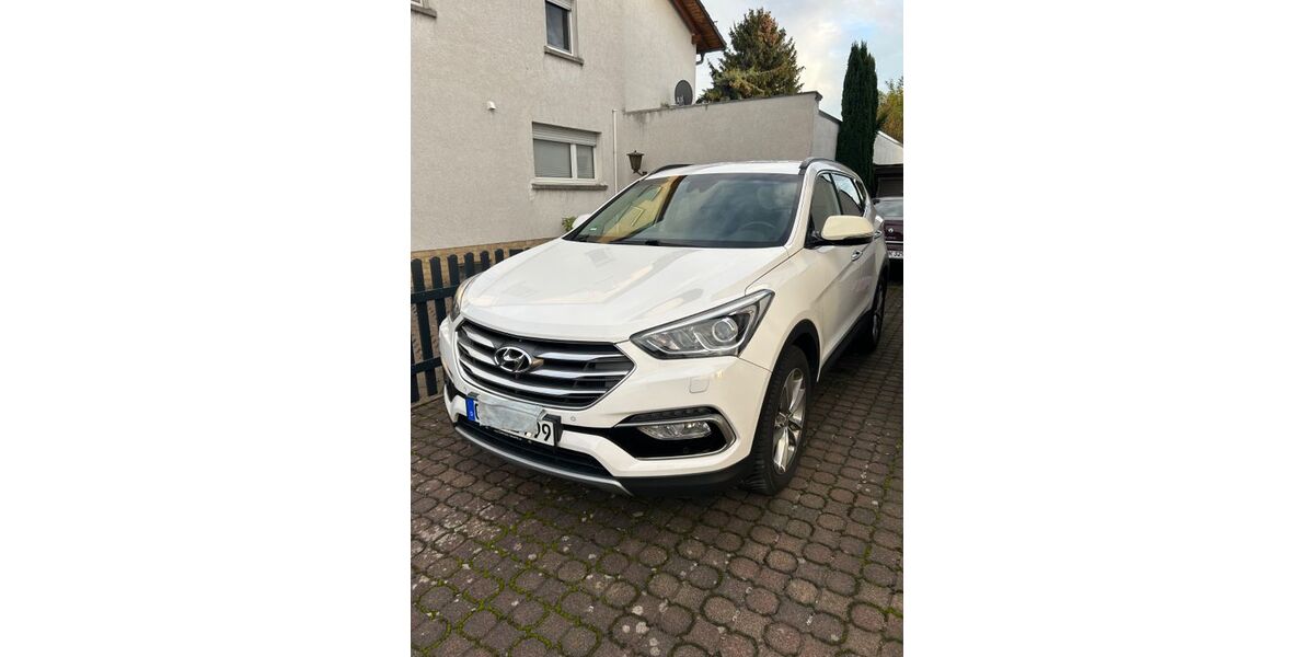 Hyundai SANTA FE 130.000 km 22.800 &euro; Raunheim 65479