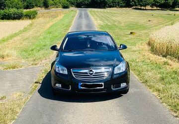 Opel Insignia 98.560 km 8.000 &euro; Hainburg 63512