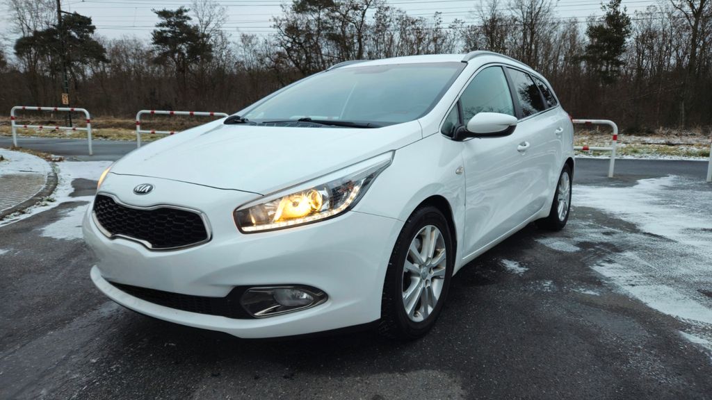 Kia ceed Sportswagon 163.000 km 6.599 &euro; Darmstadt 64289
