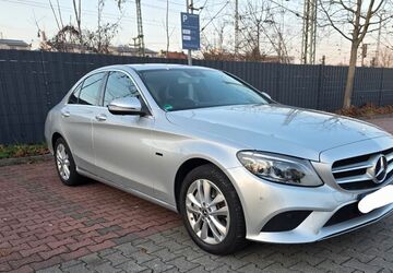 Mercedes-Benz C 300 79.618 km 26.500 &euro; Frankfurt am Main 60598