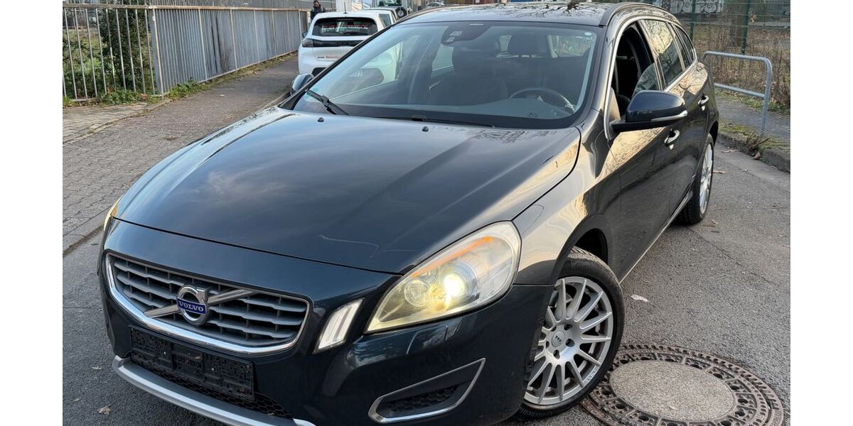 Volvo V60 325.000 km 5.999 &euro; Frankfurt am Main 65933