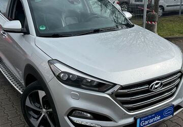 Hyundai TUCSON 113.241 km 17.450 &euro; Offenbach 63071