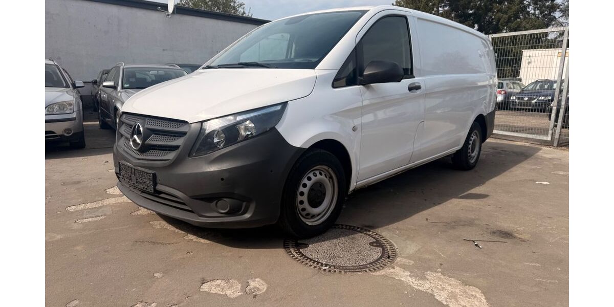 Mercedes-Benz Vito 114.000 km 11.900 &euro; FRANKFURT 65933