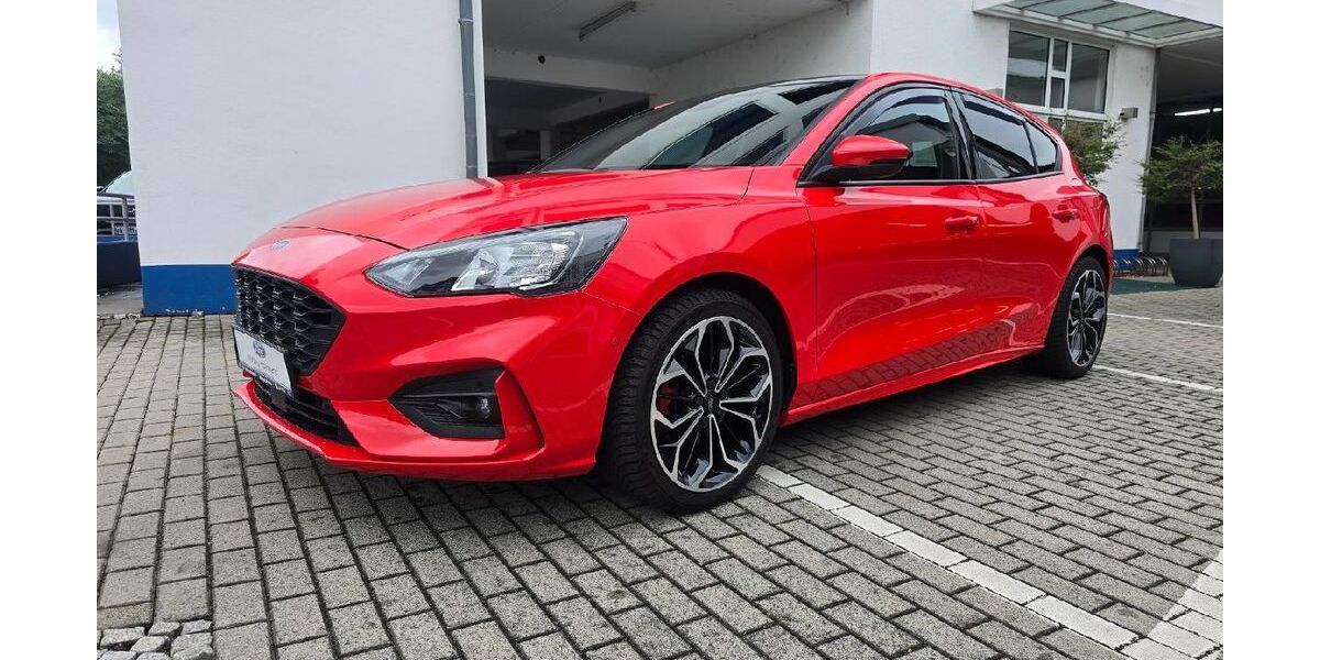 Ford Focus 36.403 km 16.850 &euro; Rüsselsheim 65428