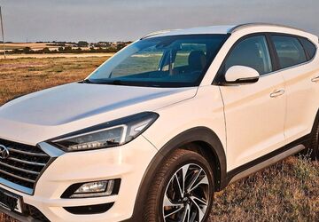 Hyundai TUCSON 111.000 km 17.600 &euro; Wöllstadt 61206