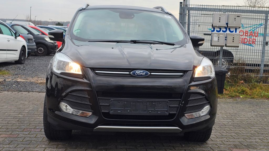 Ford Kuga 117.500 km 10.799 &euro; Dietzenbach 63128