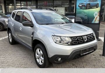 Dacia Duster 66.000 km 12.470 &euro; Hanau 63452