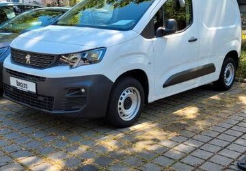 Peugeot Partner 43.000 km 13.800 &euro; Rodenbach 63517