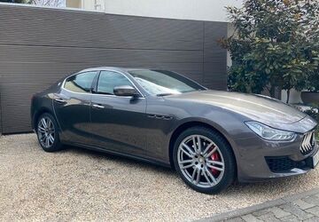 Maserati Ghibli 75.600 km 35.900 &euro; Bad Soden 65812