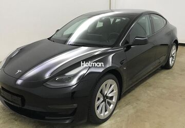 Tesla Model 3 50.492 km 28.428 &euro; Eschborn 65760