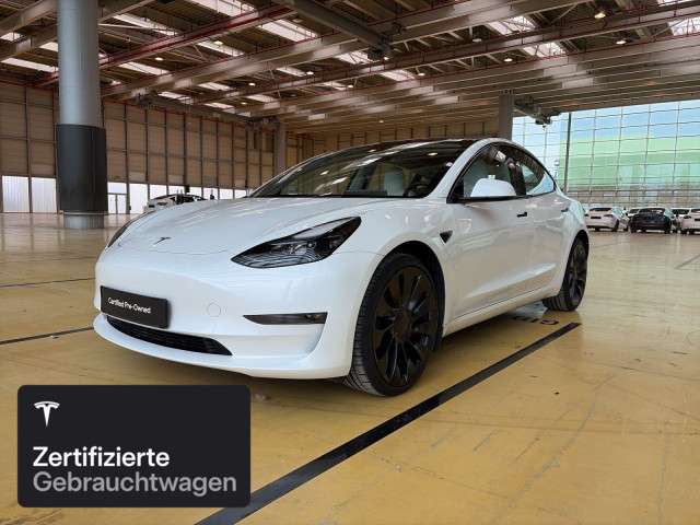 Tesla Model 3 60.879 km 35.900 &euro; Hanau 63457