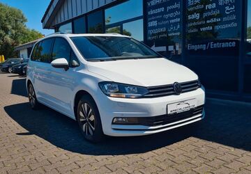 VW Touran 22.150 km 28.290 &euro; Offenbach am Main 63069