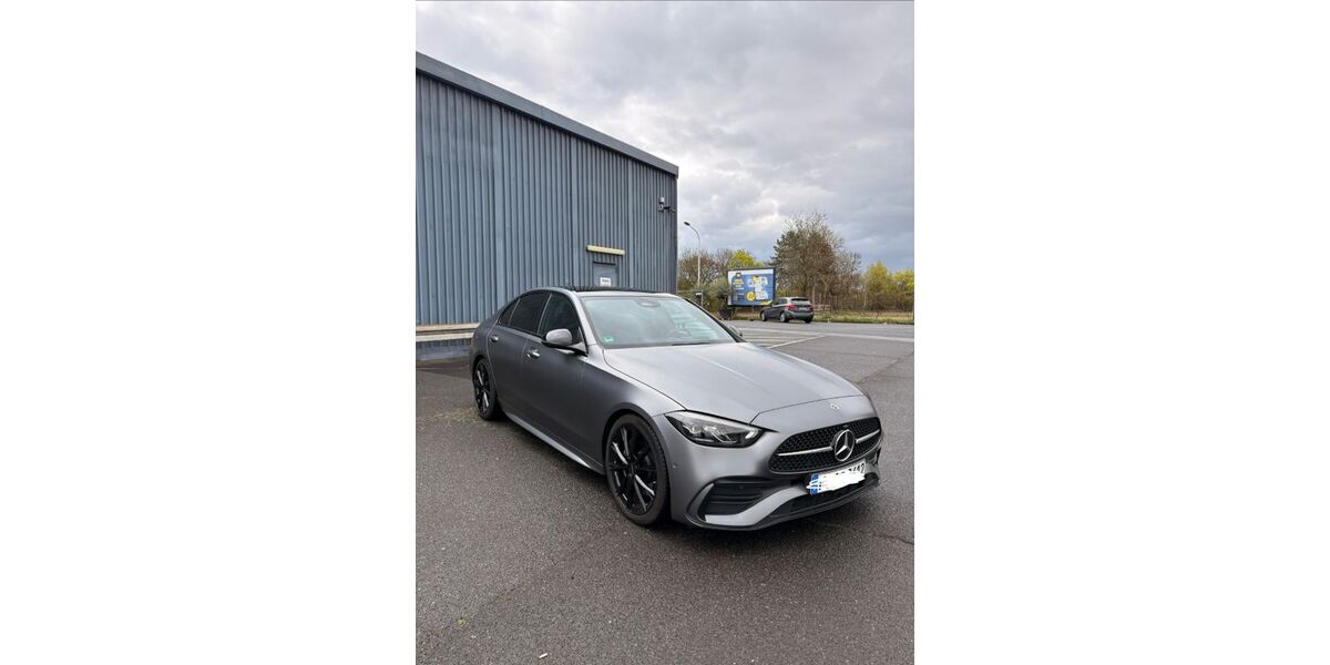 Mercedes-Benz 300 107.852 km 34.000 &euro; Frankfurt am Main 60486