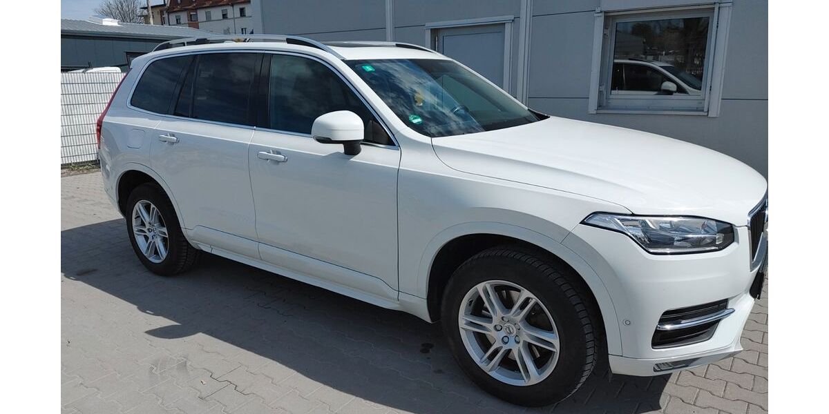 Volvo XC90 240.000 km 15.500 &euro; Offenbach am Main 63069