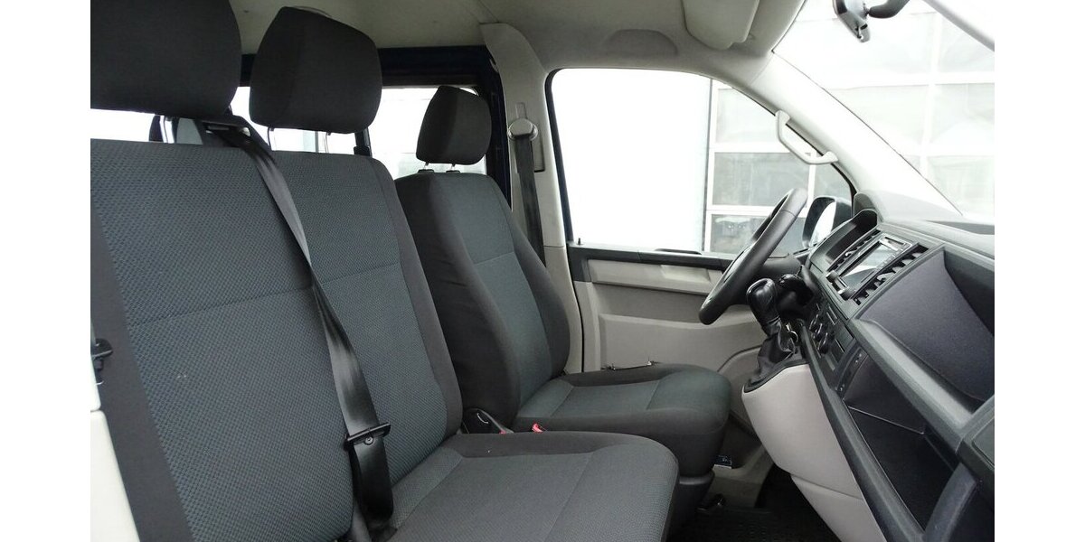 VW T6 Transporter 2,0l TDI lang DSG, Navi, Klima, AHK 209.500 km 15.690 &euro; Rodgau 63110