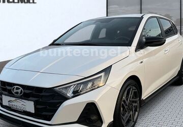 Hyundai i20 15.443 km 14.990 &euro; Flörsheim am Main 65439