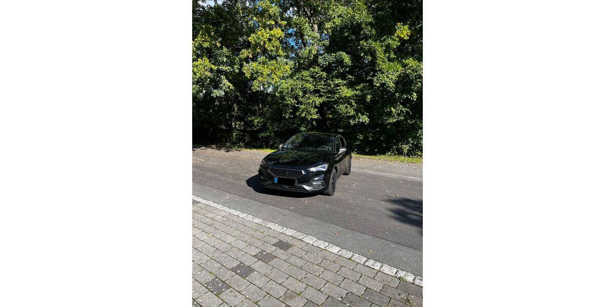 Seat Leon 45.000 km 19.999 &euro; Nidderau 61130