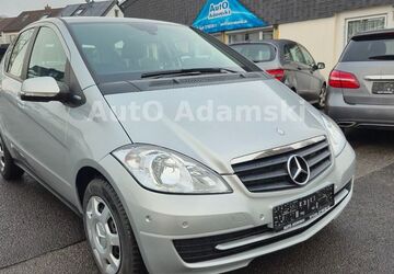 Mercedes-Benz A 160 23.000 km 9.500 &euro; Liederbach 65835